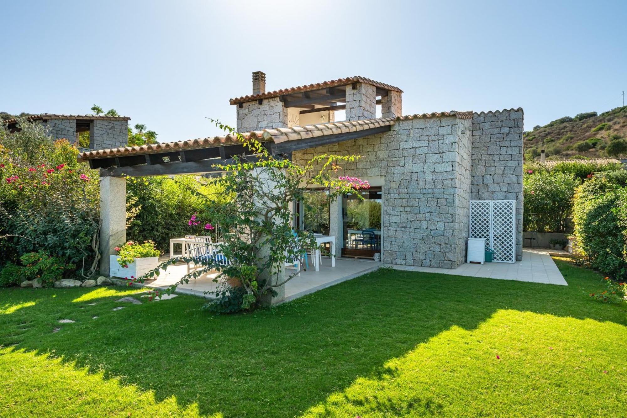 Villa Bouganville Cala Sinzias Кастіадас Екстер'єр фото